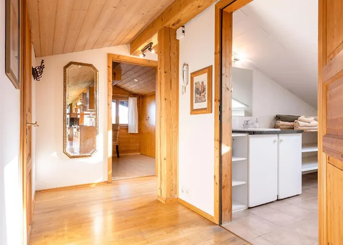 Apartment 3 *